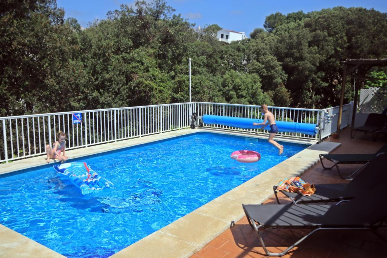 Wunderschoenes Kleines Apartment Fuer 2 Personen Mit Idylischen Blick Ins Gruene Cala Galdana  Buitenkant foto