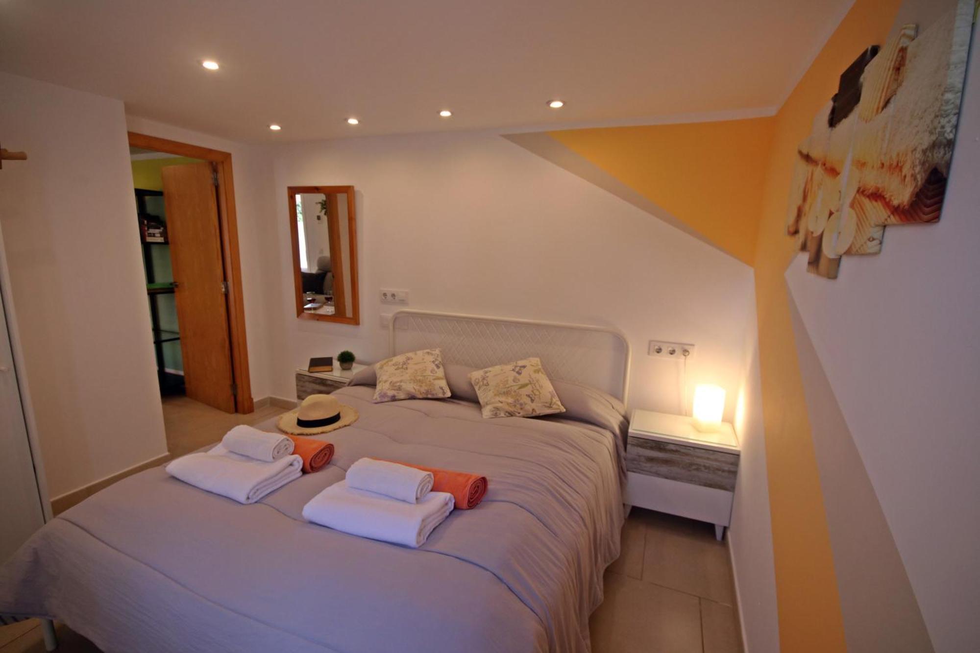 Wunderschoenes Kleines Apartment Fuer 2 Personen Mit Idylischen Blick Ins Gruene Cala Galdana  Buitenkant foto