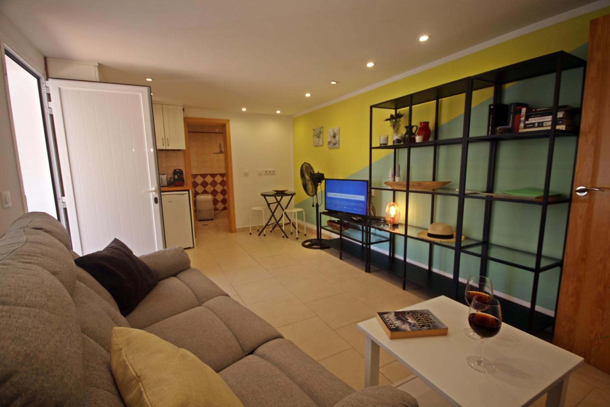 Wunderschoenes Kleines Apartment Fuer 2 Personen Mit Idylischen Blick Ins Gruene Cala Galdana  Buitenkant foto