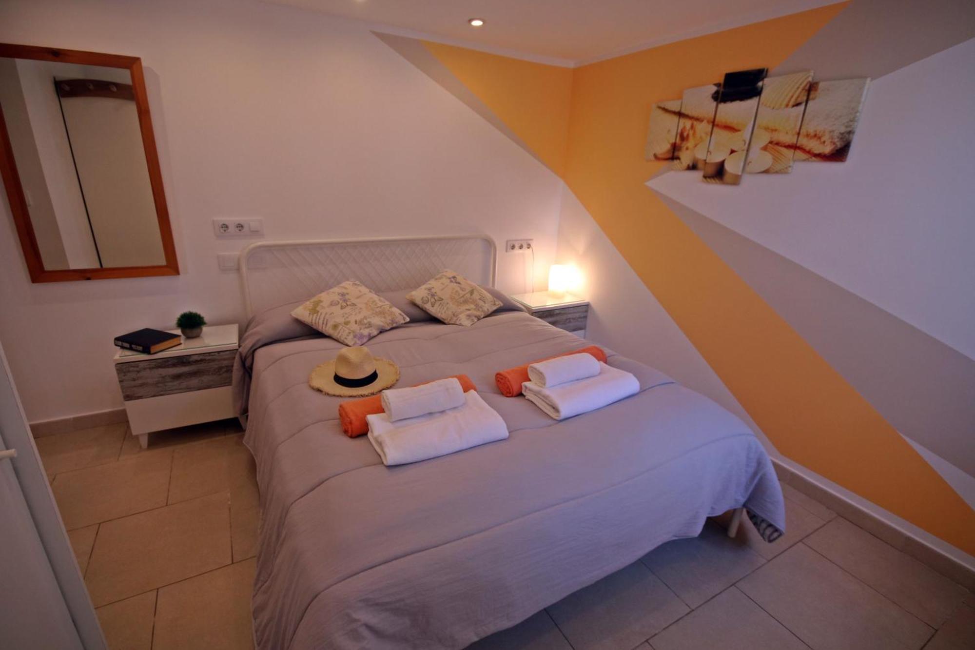 Wunderschoenes Kleines Apartment Fuer 2 Personen Mit Idylischen Blick Ins Gruene Cala Galdana  Buitenkant foto